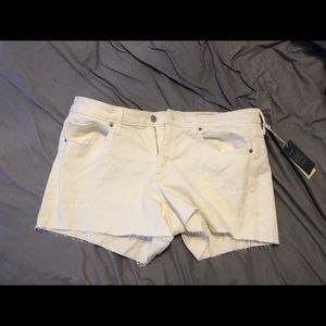 White crop denim shorts